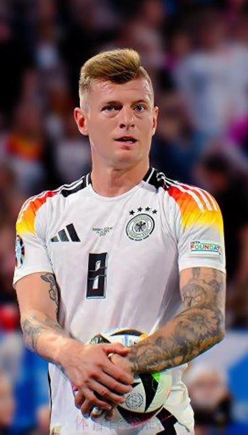 官方:克罗斯当选国家德比全场最佳 官方:克罗斯当选国家德比全场最佳